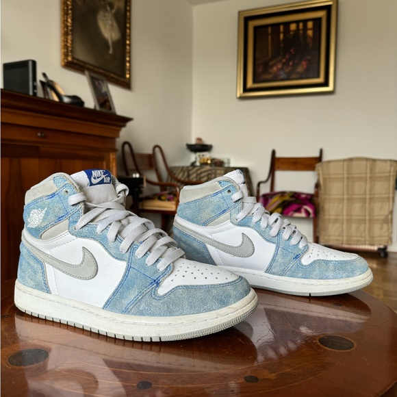 Air Jordan Retro High OG 'Hyper Royal'